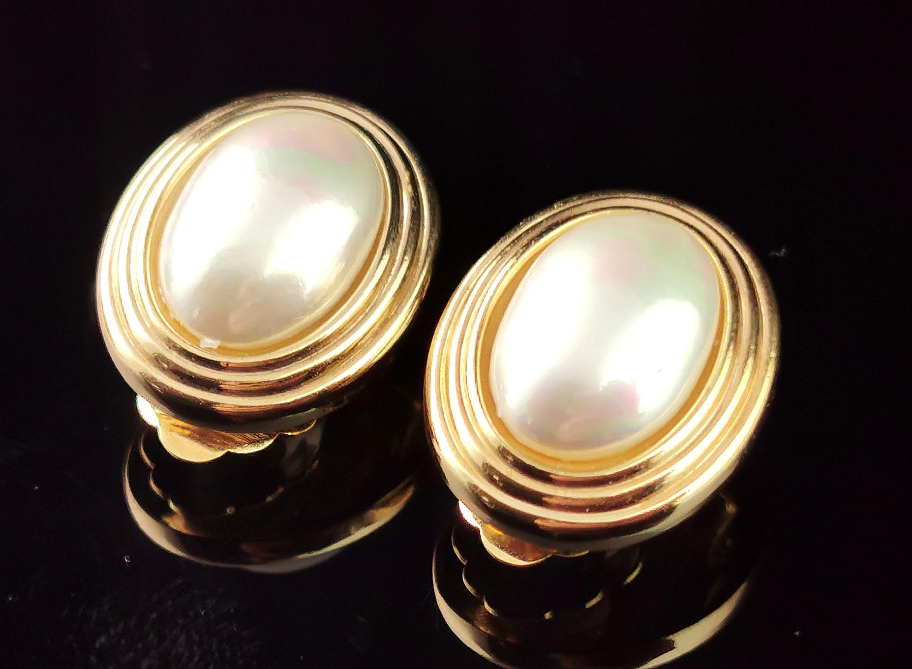 Vintage Christian Dior faux Perle Clip auf Ohrringe, Gold-Ton im Angebot 6