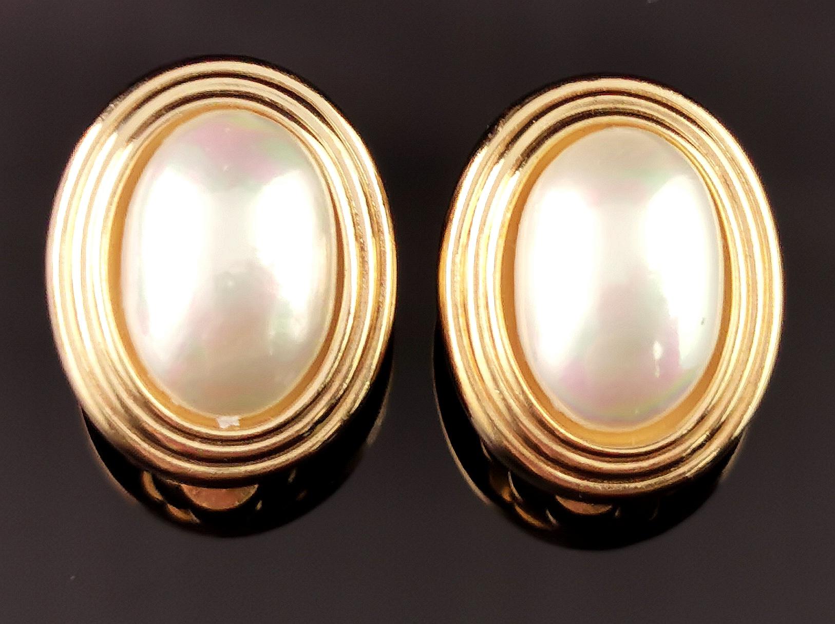 Vintage Christian Dior faux Perle Clip auf Ohrringe, Gold-Ton im Angebot 2