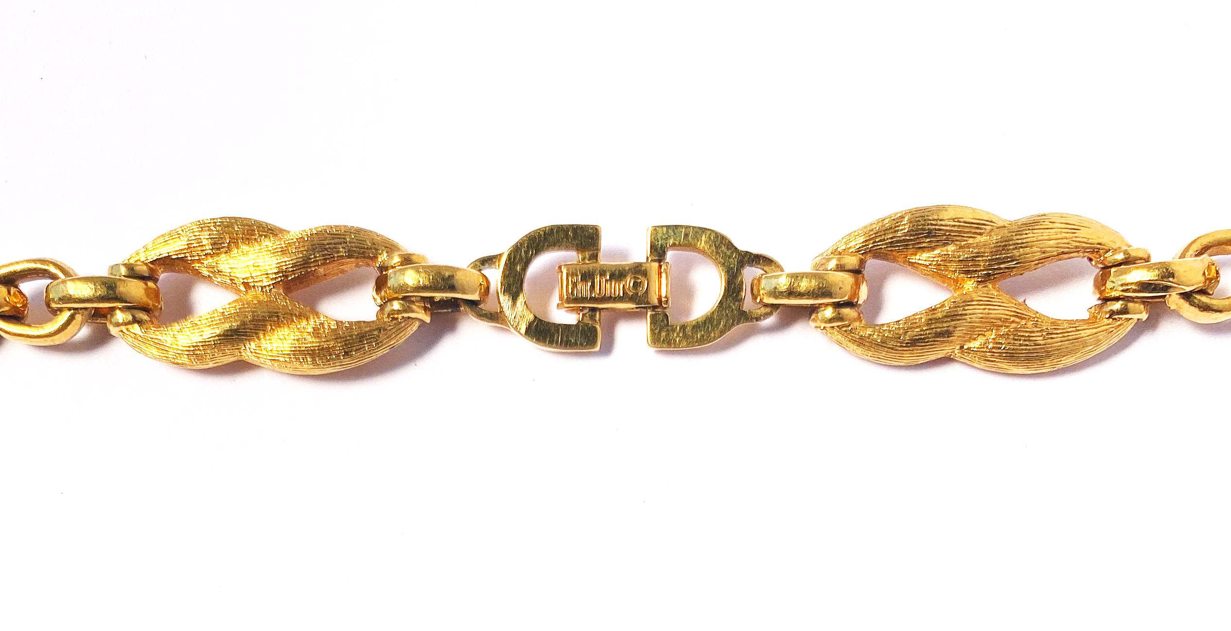 Christian Dior, collier à maillons vintage Figure 8, années 1960 Bon état - En vente à London, GB