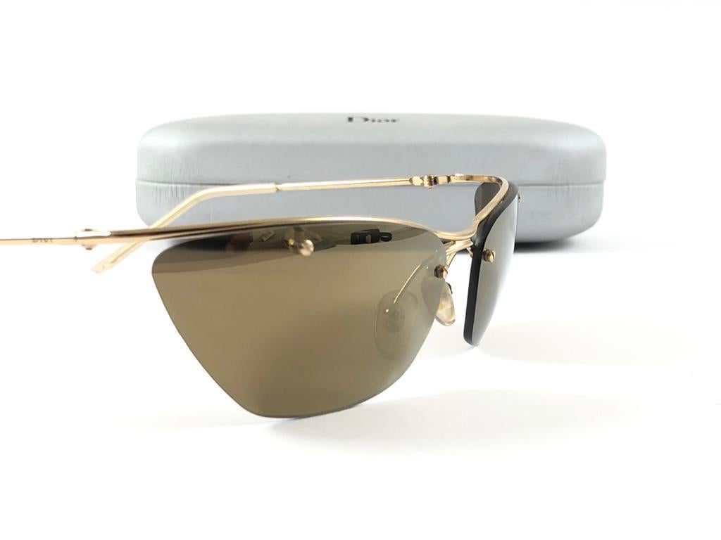 Christian Dior FLASH Wrap Gold Sunglasses 2000 Y2K Neuf - En vente à Baleares, Baleares