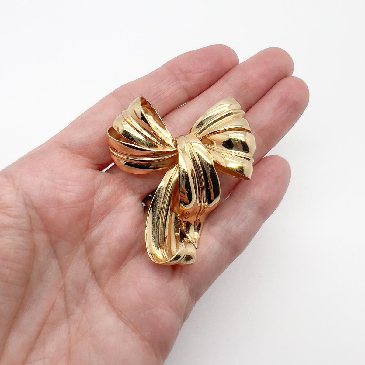 Vintage Christian Dior Floppy Bow Brooch 1980s In Good Condition For Sale In Wilmslow, GB