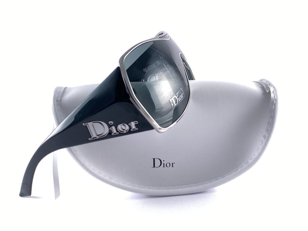 Vintage Christian Dior GAUCHO Extra große Wickel-Sonnenbrille Galliano 2000er Jahre  JAHR-2000-PROBLEM (Grau) im Angebot