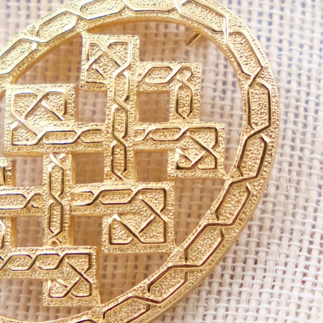 Vintage Christian Dior Geometry brooch 1980s In Excellent Condition For Sale In Austin, TX