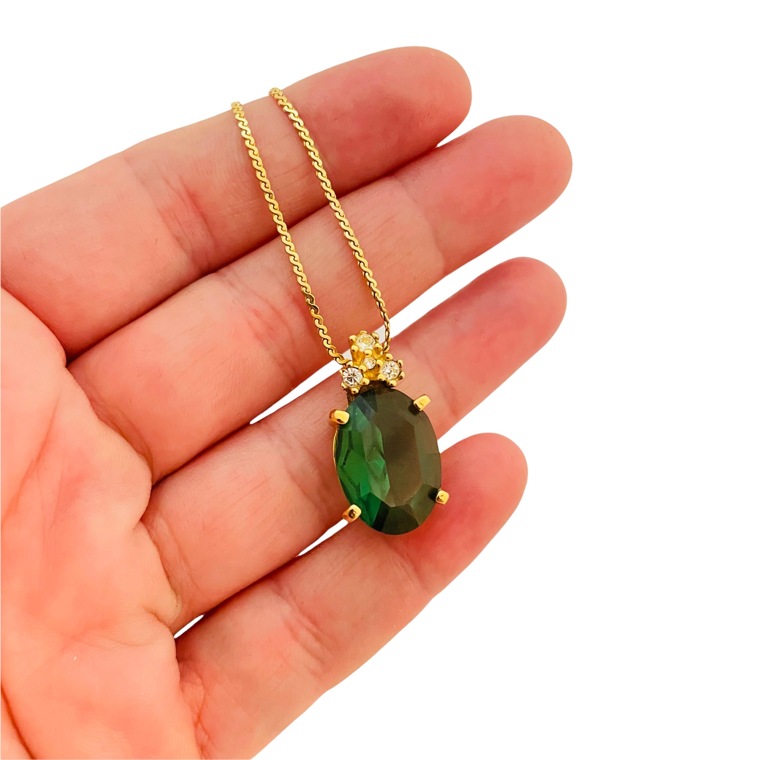 Vintage CHRISTIAN DIOR gold chain emerald designer runway haute couture necklace In Good Condition For Sale In Palos Hills, IL