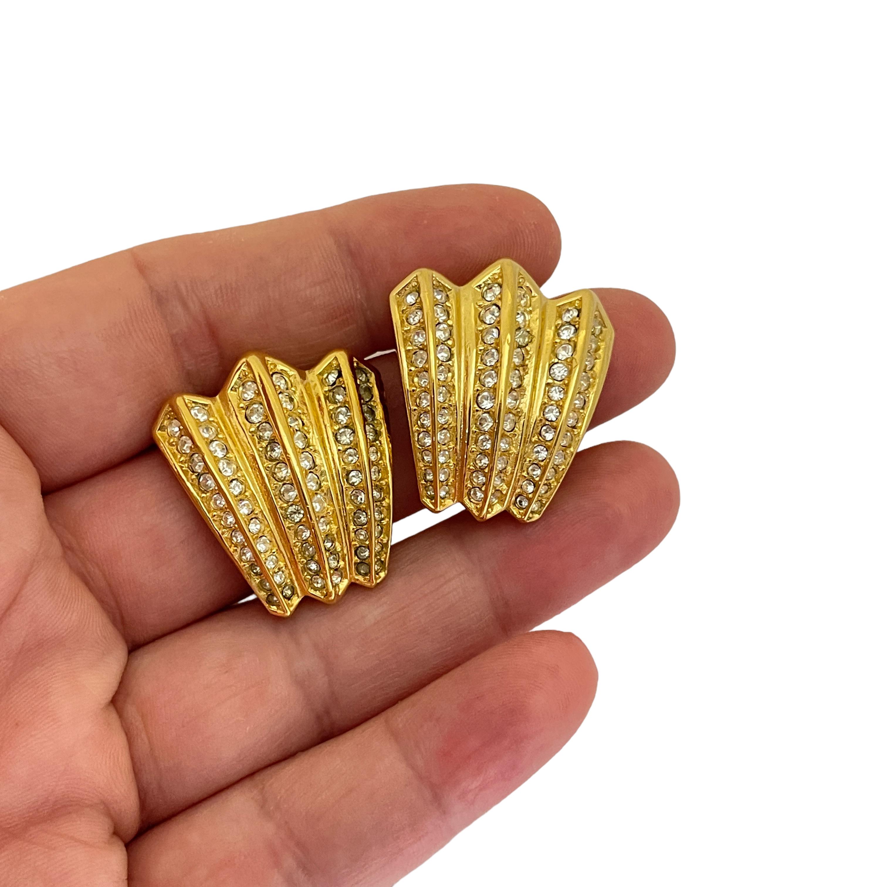 Vintage CHRISTIAN DIOR gold crystal designer runway clip on earrings In Excellent Condition For Sale In Palos Hills, IL