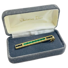 Vintage CHRISTIAN DIOR gold emerald green crystals designer tie clip w box