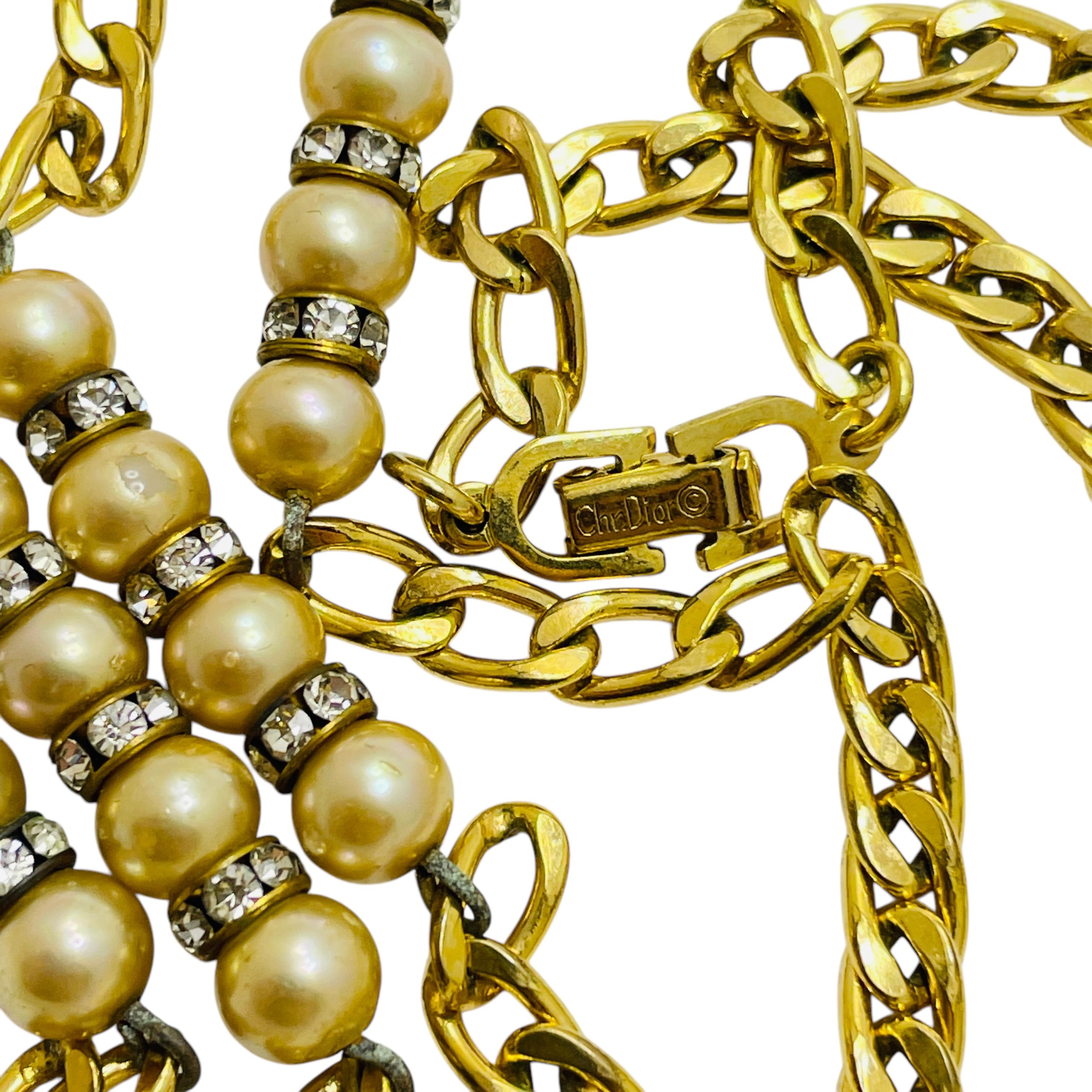 Women's Vintage CHRISTIAN DIOR gold plated chain crystals faux pearl runway necklace For Sale