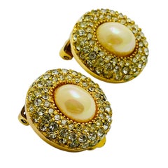 Vintage CHRISTIAN DIOR gold plated crystal pearls designer runway clip earrings