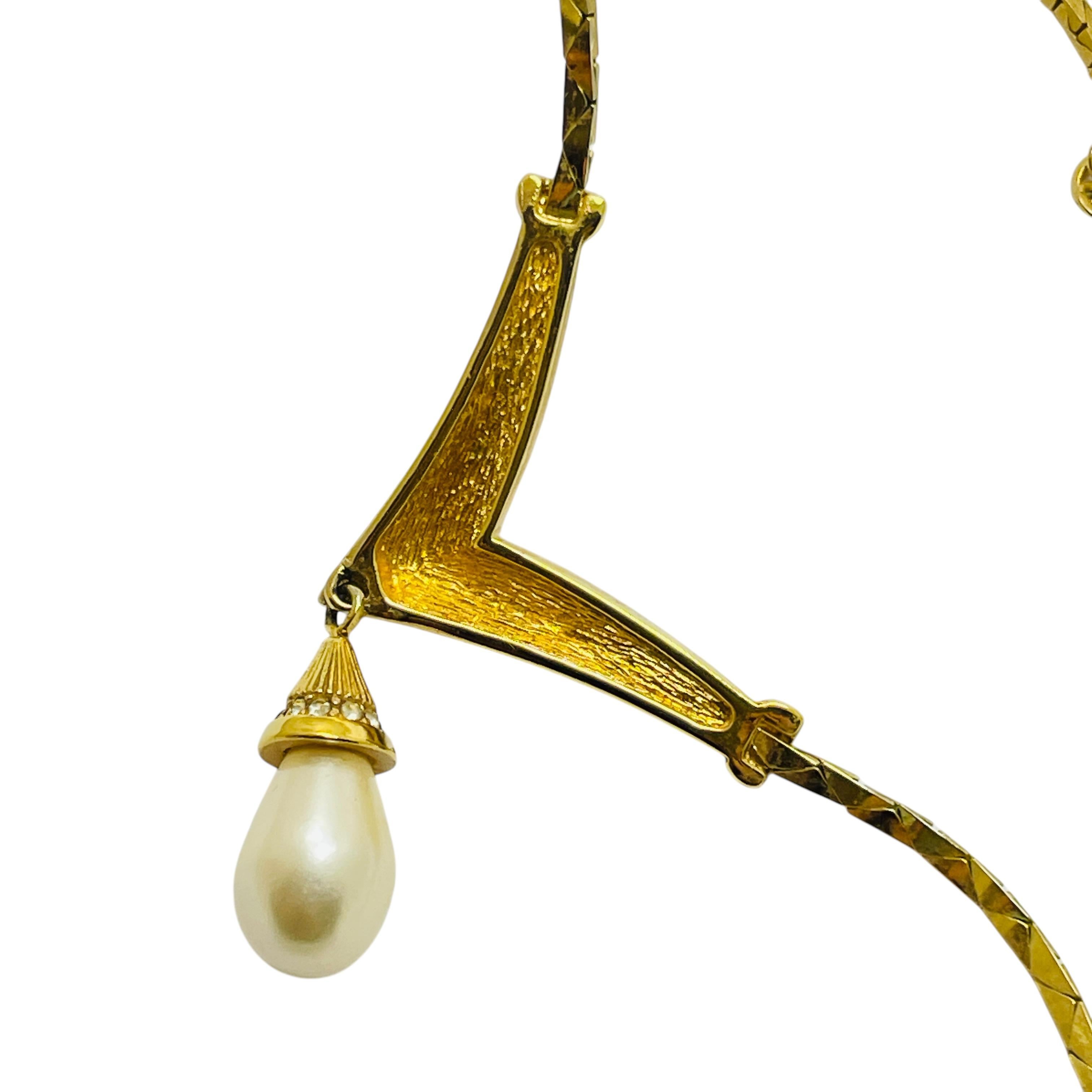 Collana vintage CHRISTIAN DIOR placcata in oro con cristalli e perle, firmata Runway in vendita 1
