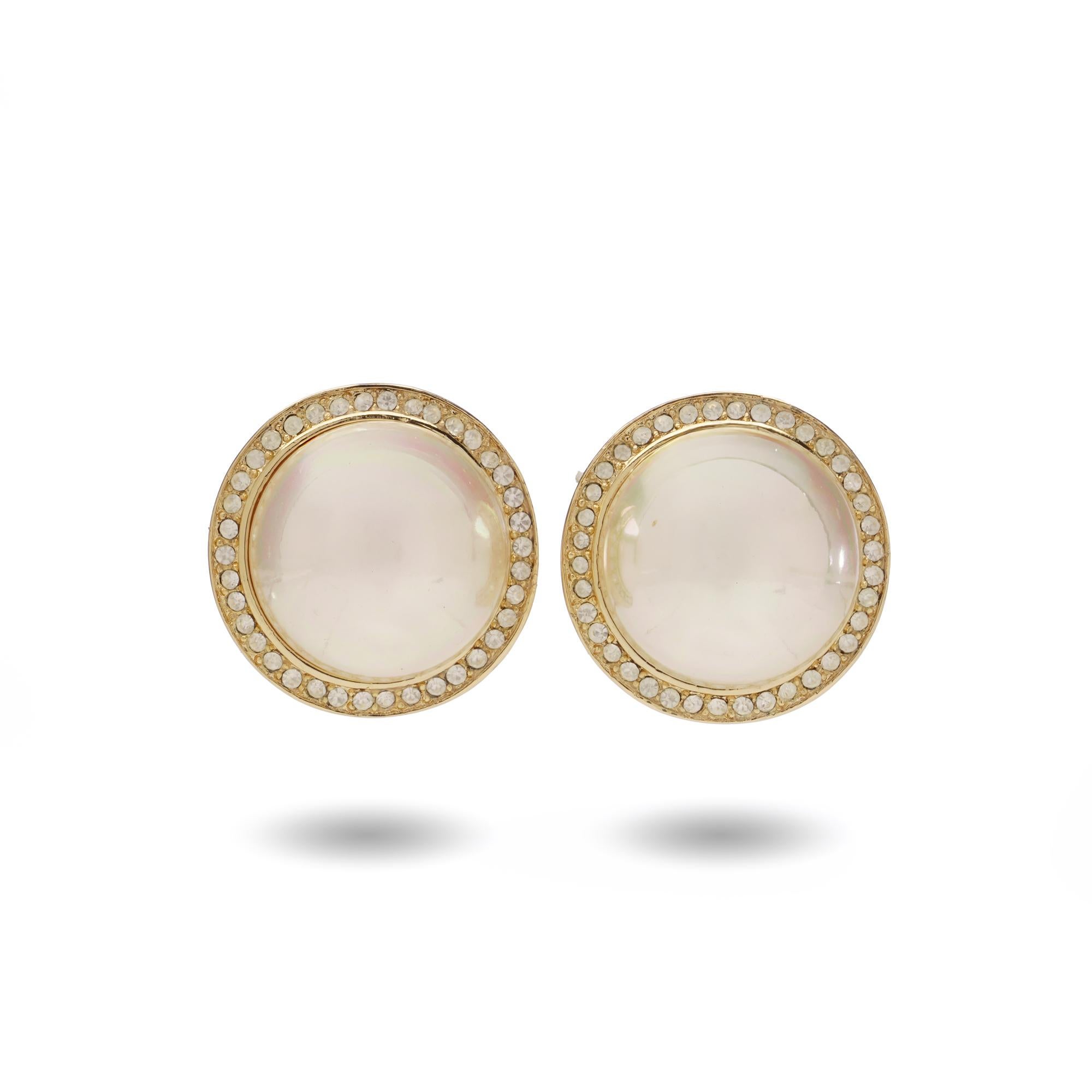 Vintage Christian Dior Gold-Plated Pearl Clip-On Earrings For Sale 1