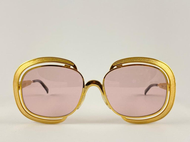 Vintage Ultra Rare Christian Dior Gold Sunglasses Made in Austria 1970\'s VINTAGE CHRISTIAN DIOR MISS DIOR MASK OVERSIZED 70 main image 4