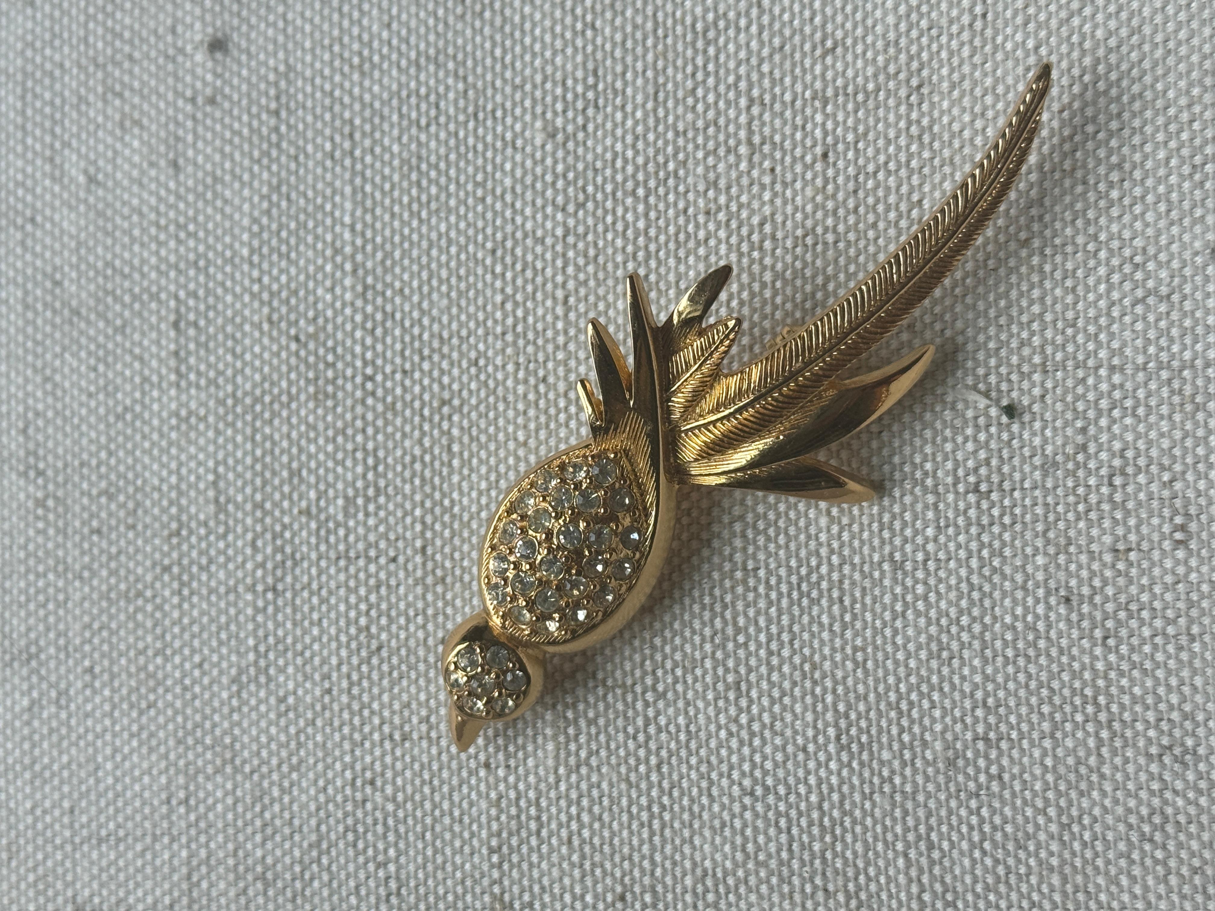 Vintage Christian Dior Gold Tone Bird Brooch with Crystals  For Sale 2