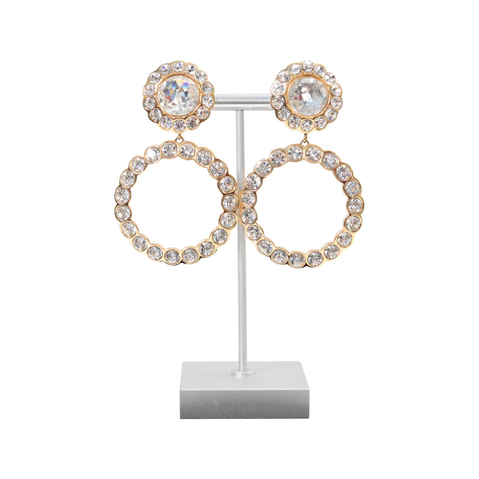 Goldfarbene Christian Dior Kristall-Ohrringe mit Tropfen, circa 1980er Jahre im Angebot 3