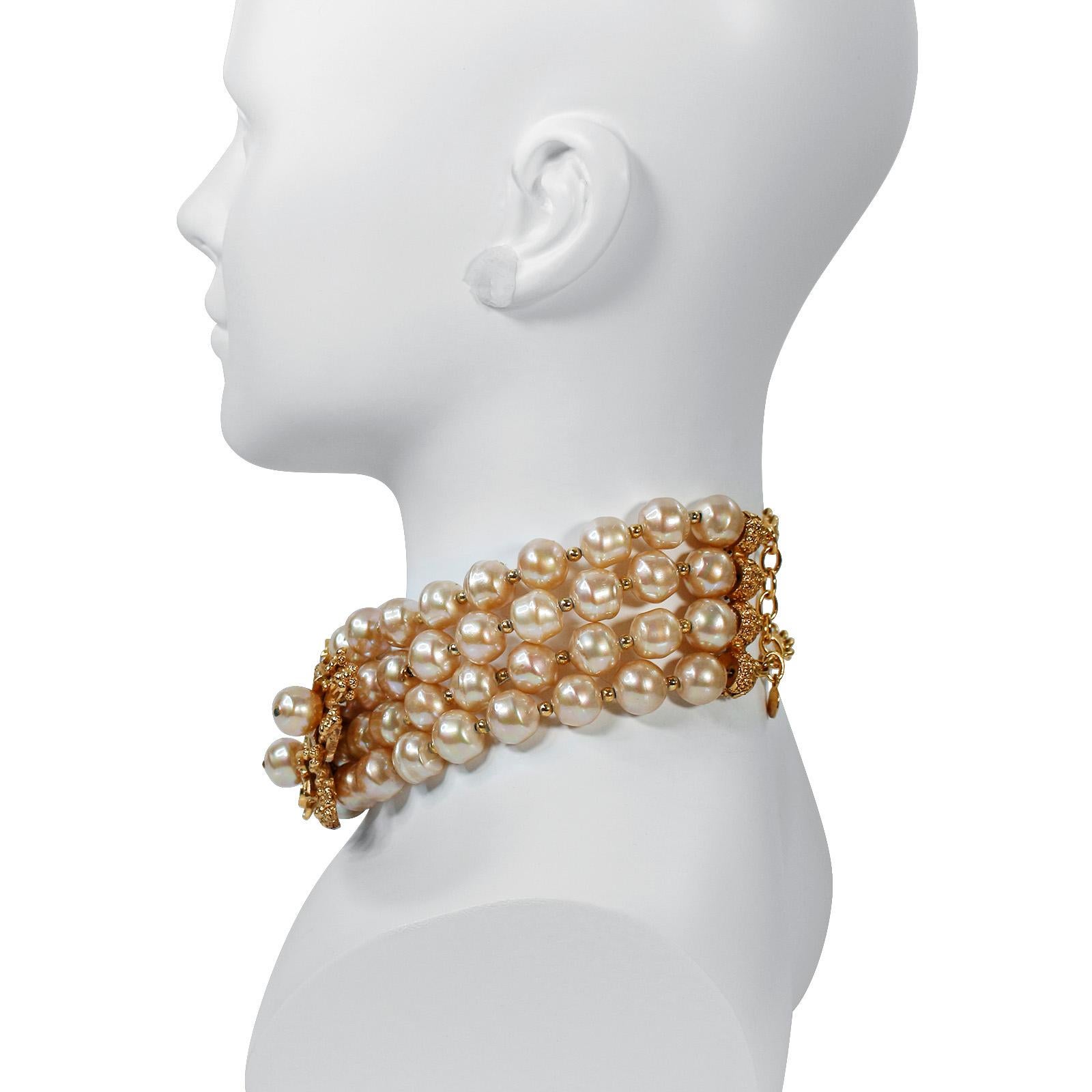 Vintage Christian Dior  Couture Gold Tone and Pearl Necklace Circa 1980s In Good Condition For Sale In New York, NY