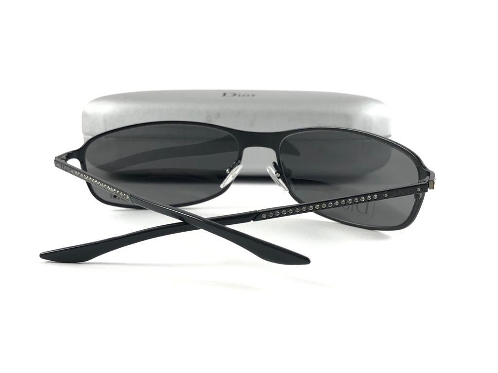 Vintage Christian Dior Hard Dior Wrap Grey Sunglasses 2000 Y2K For Sale 4