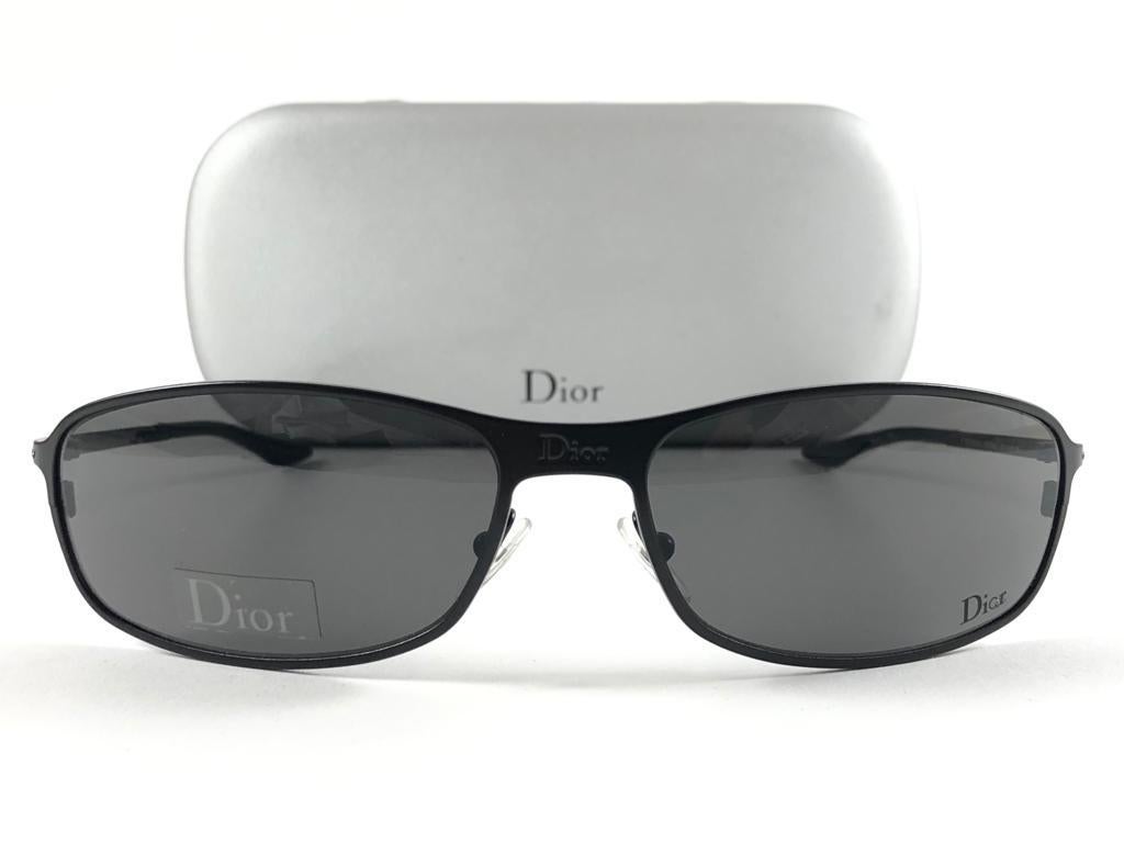 Vintage Christian Dior Hard Dior Wrap Grey Sunglasses 2000 Y2K For Sale 10