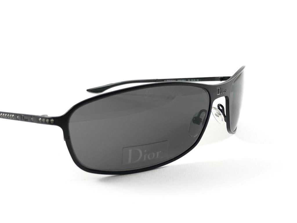 Gray Vintage Christian Dior Hard Dior Wrap Grey Sunglasses 2000 Y2K For Sale