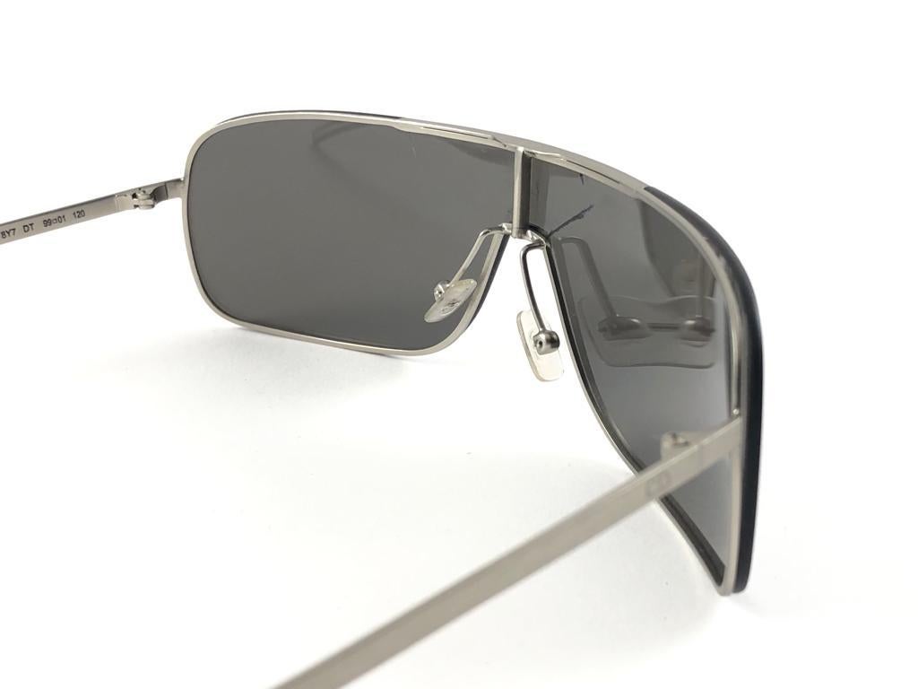 Vintage Christian Dior Homme 0038 Metallic Silver Wrap Sunglasses Fall 2000 Y2K For Sale 2