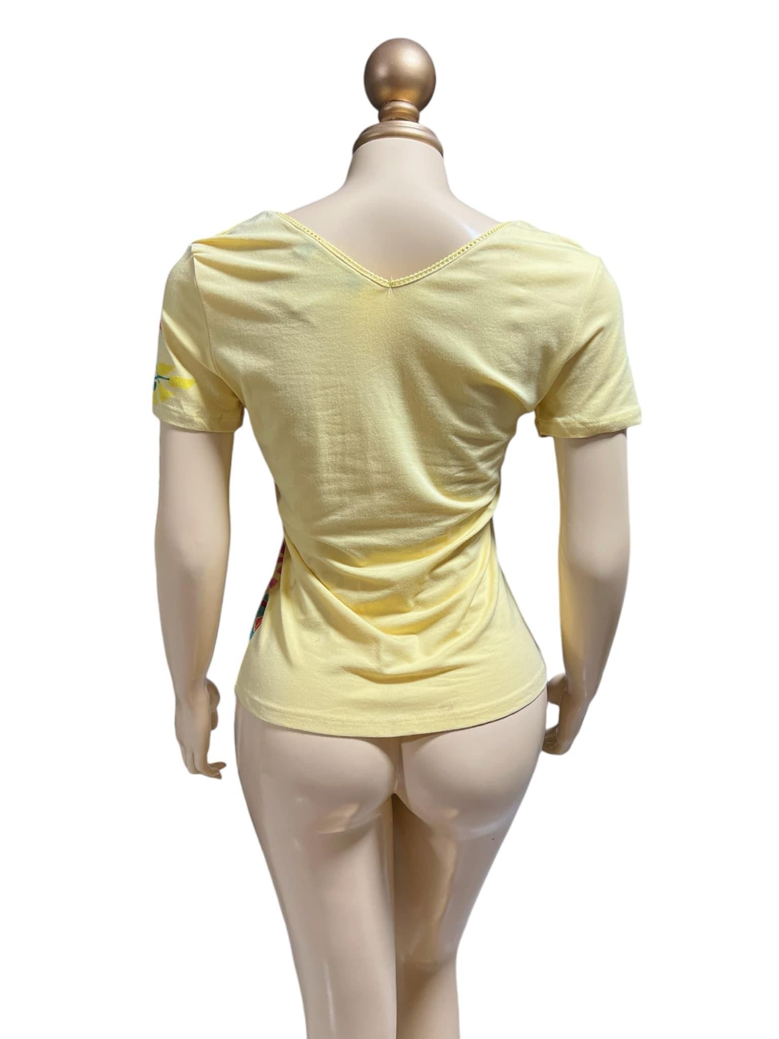 Vintage CHRISTIAN DIOR - J’adore Dior Comic Relief shirt For Sale 2