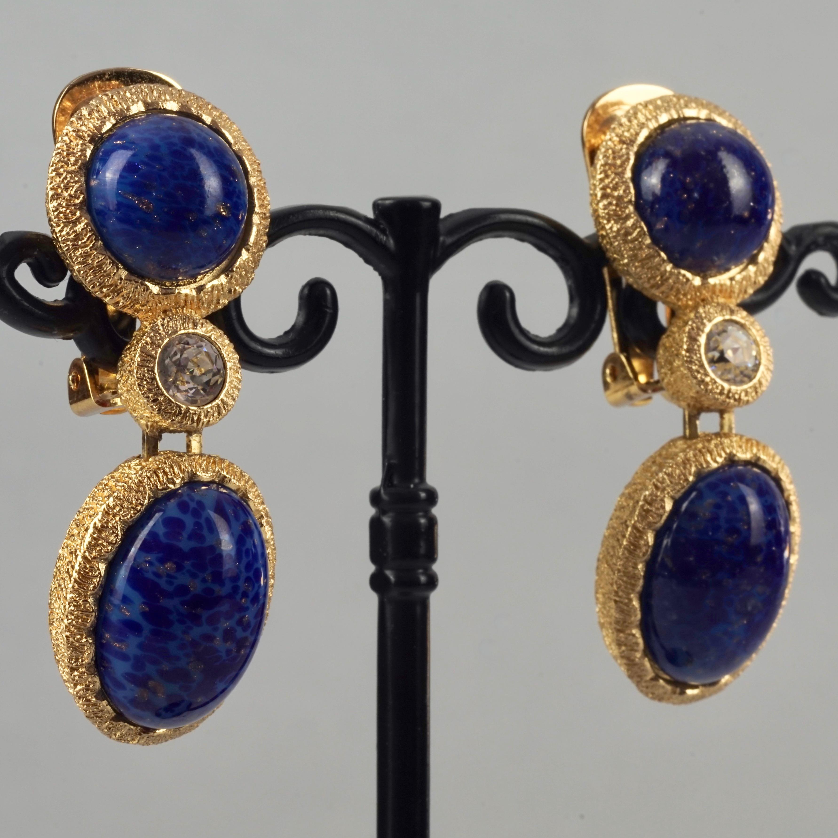 Vintage CHRISTIAN DIOR Lapis Lazuli Gilt Dangling Earrings In Excellent Condition In Kingersheim, Alsace