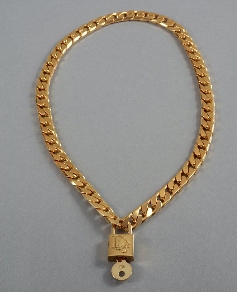 Vintage CHRISTIAN DIOR Logo Cadena Padlock Key Pendant Chain Gold