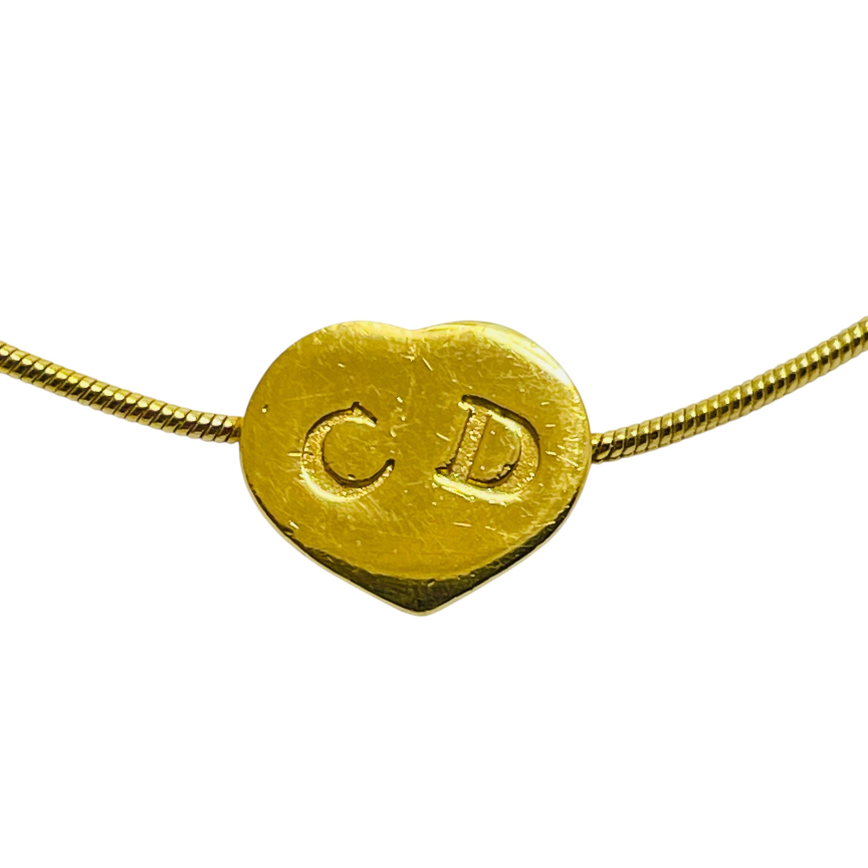 DETAILS

• signed CHRISTIAN DIOR

• gold plated 

• vintage designer runway bracelet

MEASUREMENTS

• 

CONDITION

• excellent vintage condition with minimal signs of wear

❤️❤️ VINTAGE DESIGNER JEWELRY ❤️❤️
❤️❤️ ALEXANDER'S BOUTIQUE ❤️❤️