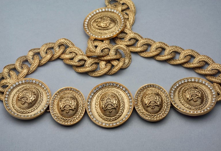 Vintage CHRISTIAN DIOR Medallion Crest Chunky Chain Necklace Belt For Sale 3
