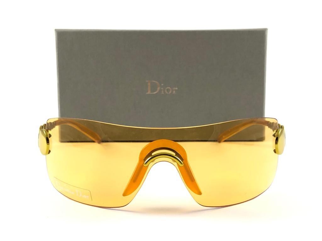 Vintage Christian Dior Millenium Amber Gold Bubble Wrap Sunglasses Fall 2000 Y2K For Sale 1