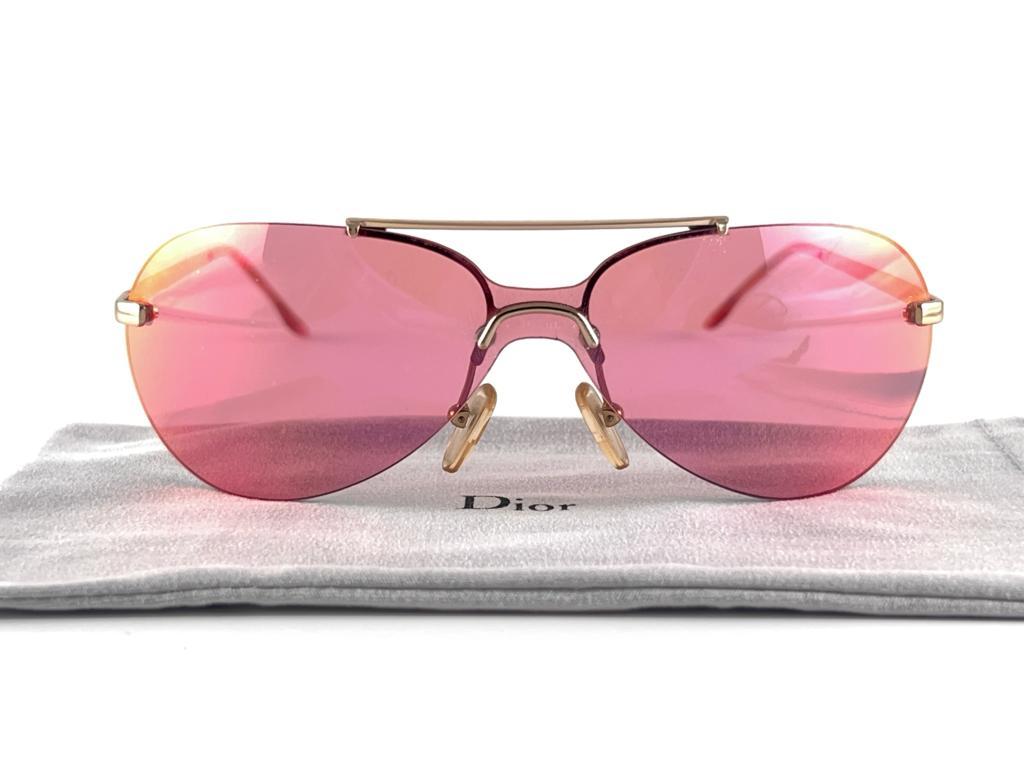 Christian Dior Mini Aviator Pink Bubble Wrap Sunglasses automne 2000 Y2K en vente 6
