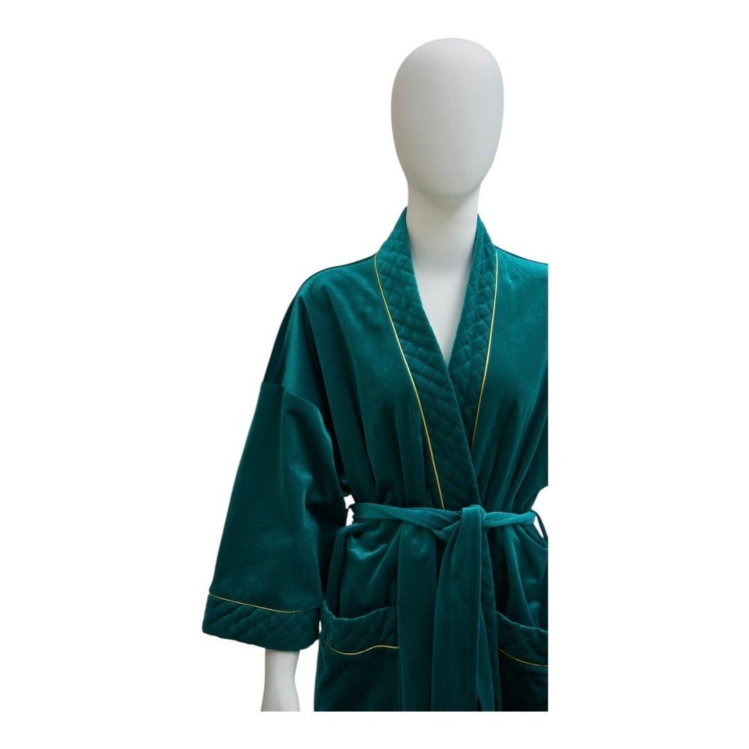 Vintage Christian Dior Monsieur Velvet Velour Robe w/ Embroidered Logo In Excellent Condition For Sale In Dallas, TX