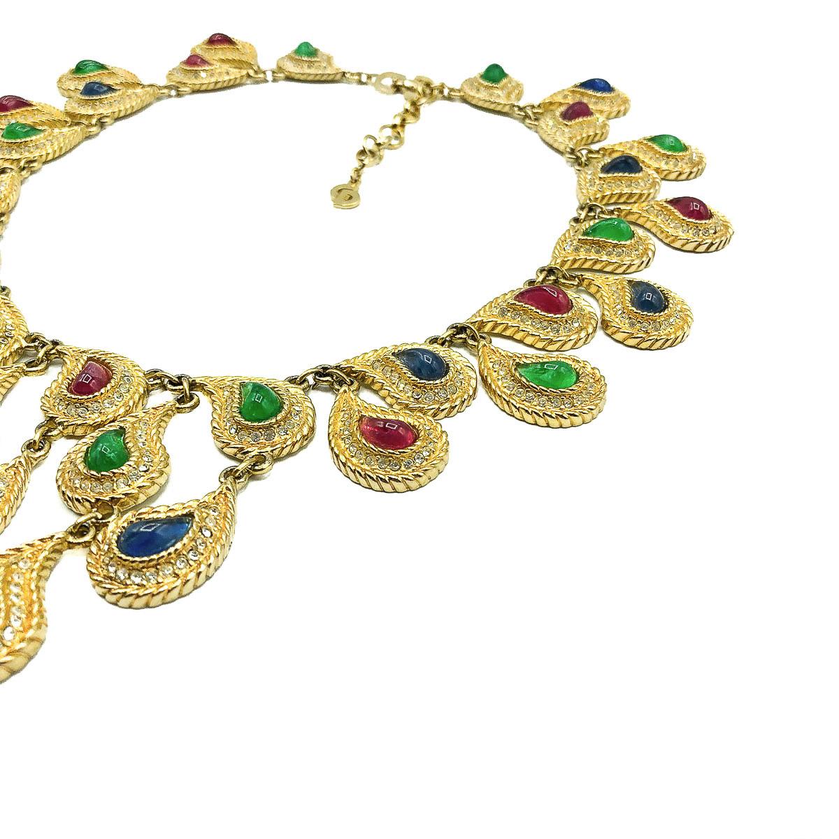 Seltene Vintage Christian Dior Mughal inspirierte Statement Bib-Halskette mit Juwelen 1985 im Zustand „Gut“ im Angebot in Wilmslow, GB