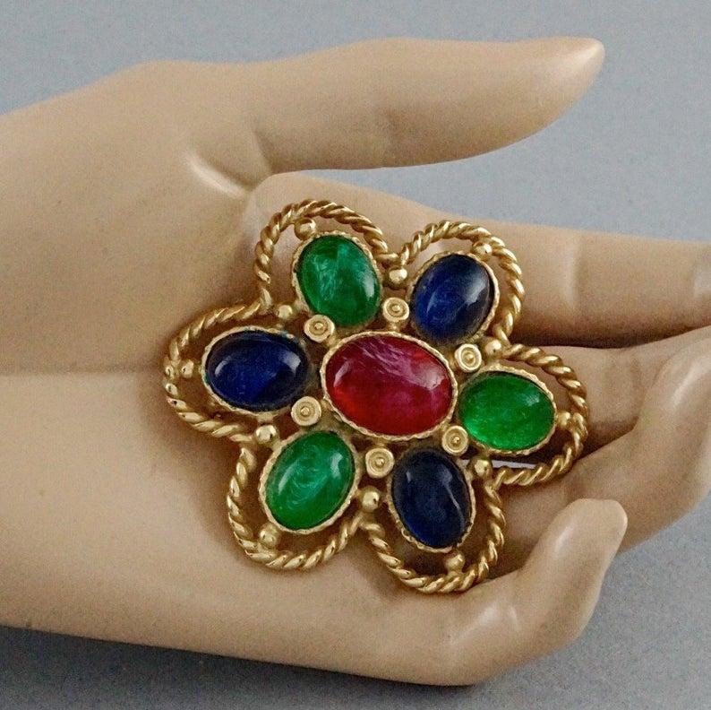 Women's or Men's Vintage CHRISTIAN DIOR Multicolour Glass Cabochon Gripoix Flower Brooch