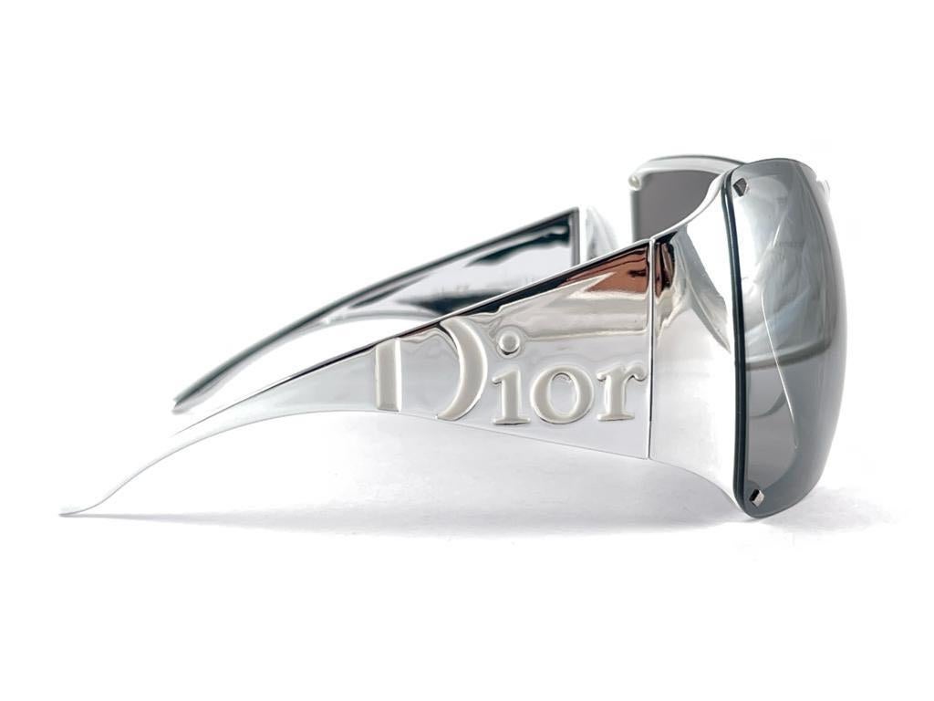 Lunettes de soleil vintage Christian Dior Overshine 1 Mask Shield 2006 Made In Italy Y2K en vente 3