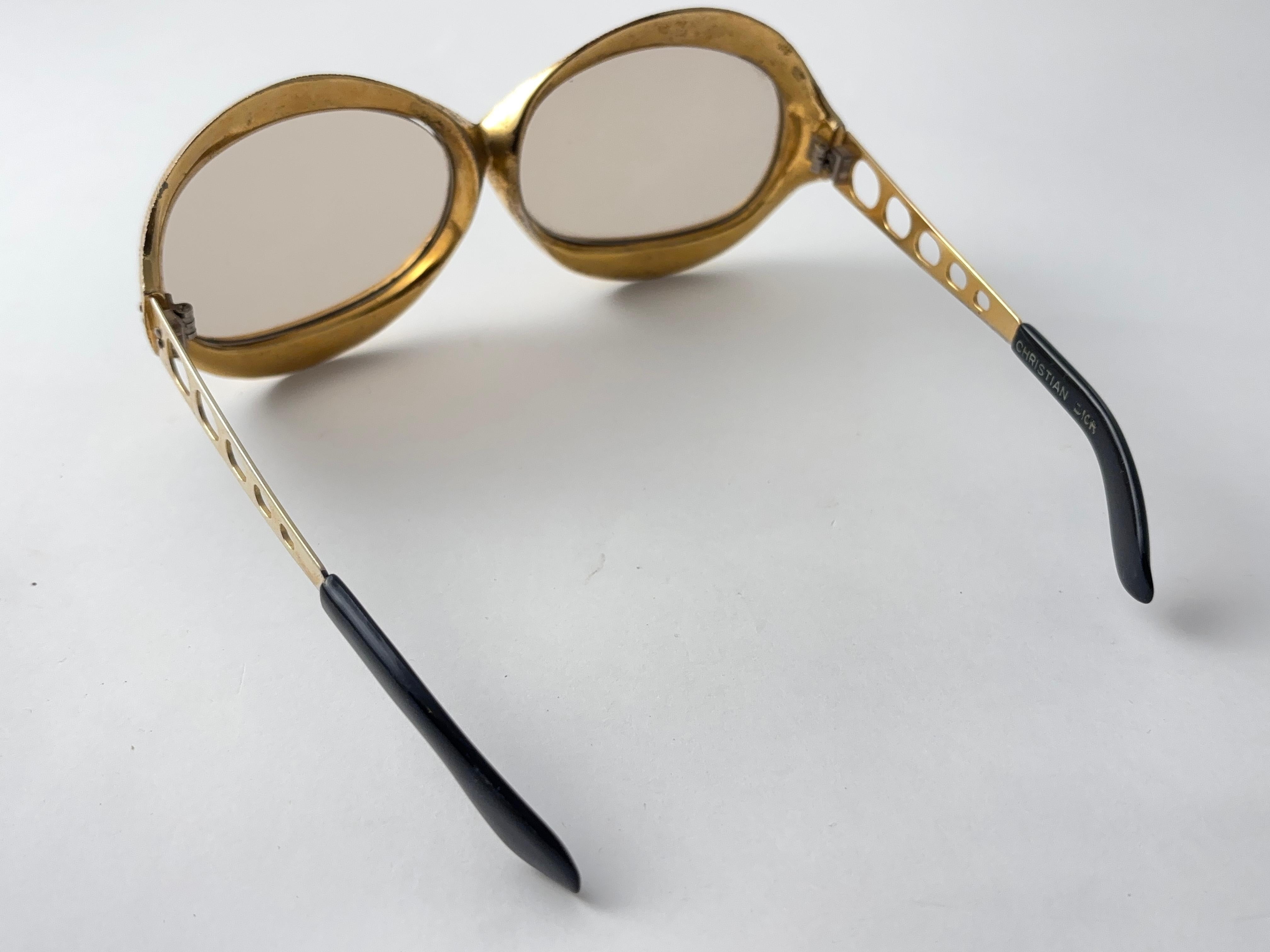 Vintage Christian Dior Übergroße Gold Sonnenbrille 1970'S Frankreich im Zustand „Gut“ im Angebot in Baleares, Baleares