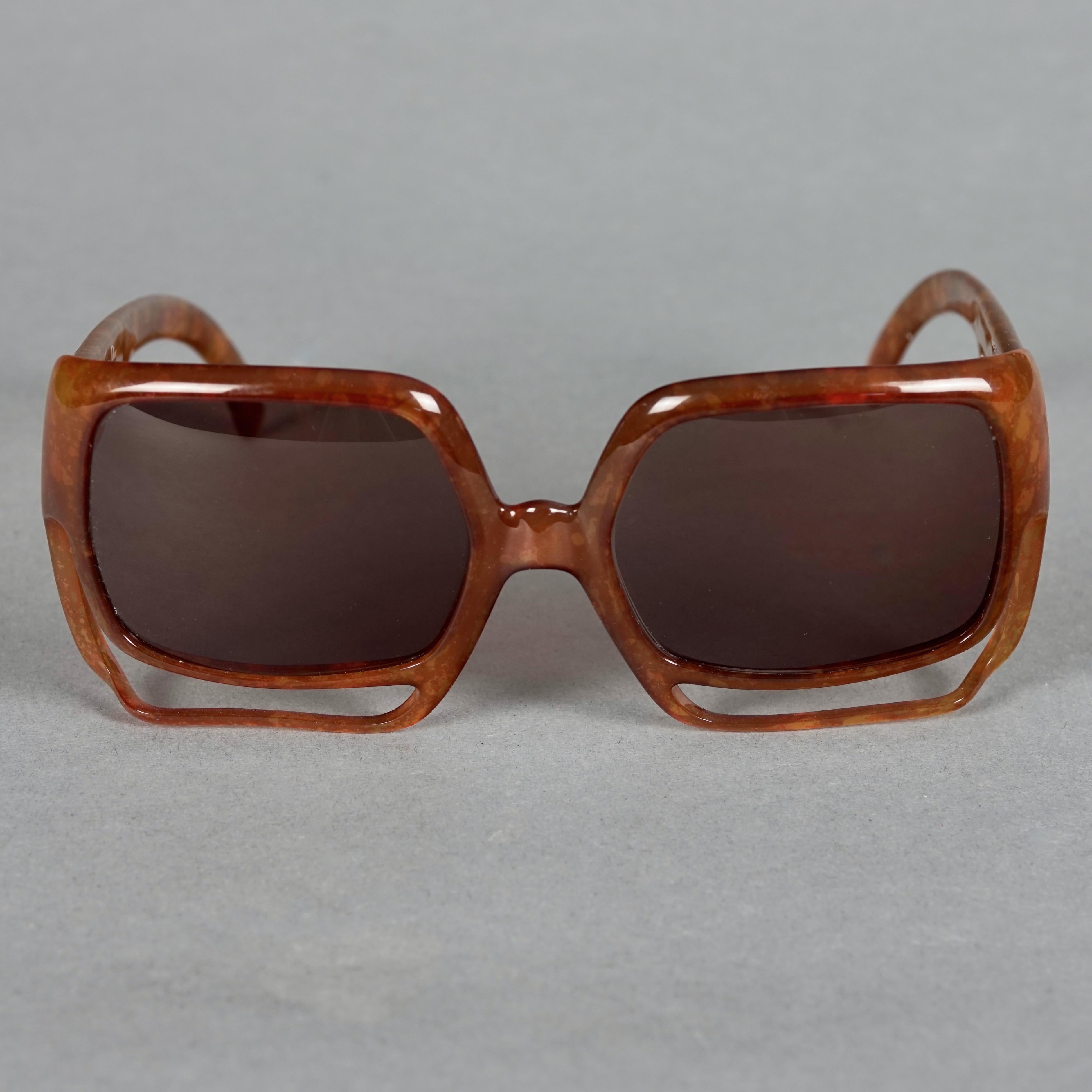 Vintage CHRISTIAN DIOR Oversized Space Age Brown Sunglasses In Excellent Condition For Sale In Kingersheim, Alsace