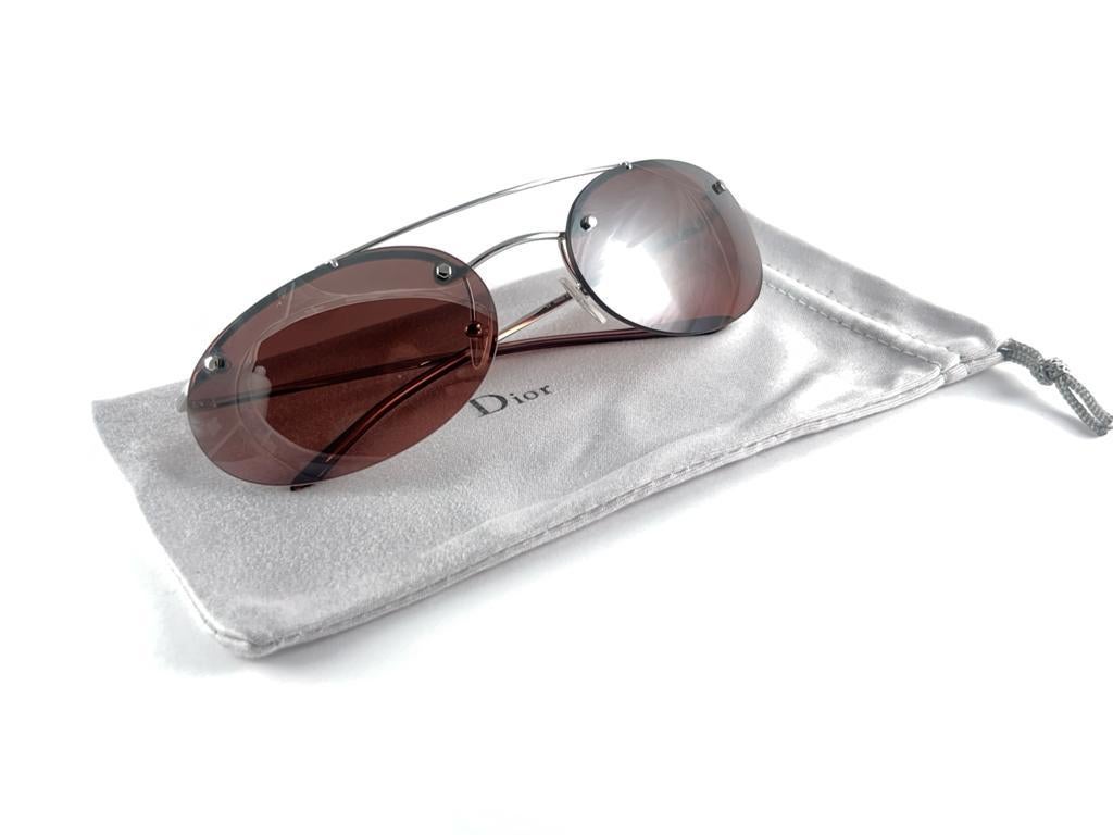 Lunettes de soleil vintage Christian Dior Peace Silver Frame Mirrored Lenses 2000 Y2K en vente 9