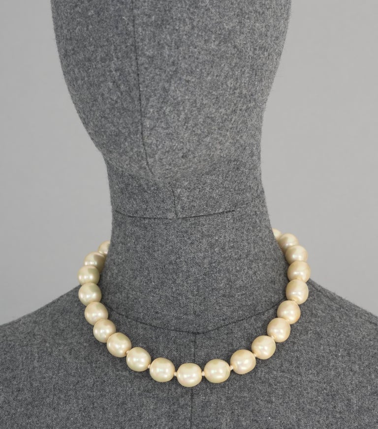 Christian dior pearl choker