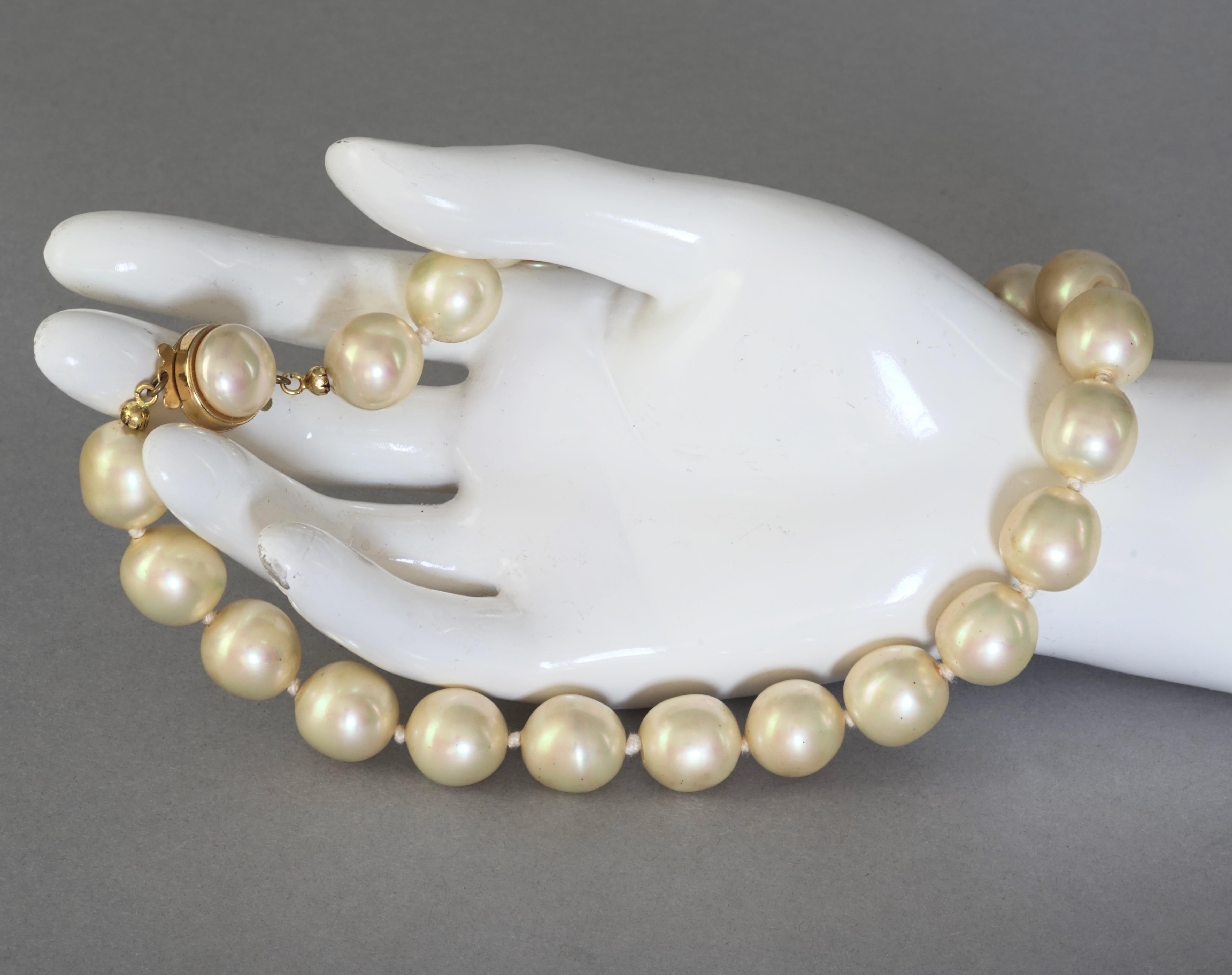 Vintage Christian Dior Pearl Choker Necklace 2