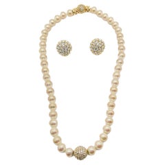 Vintage Christian Dior Perlenkette und Ohrring Demi Parure 1990er Jahre