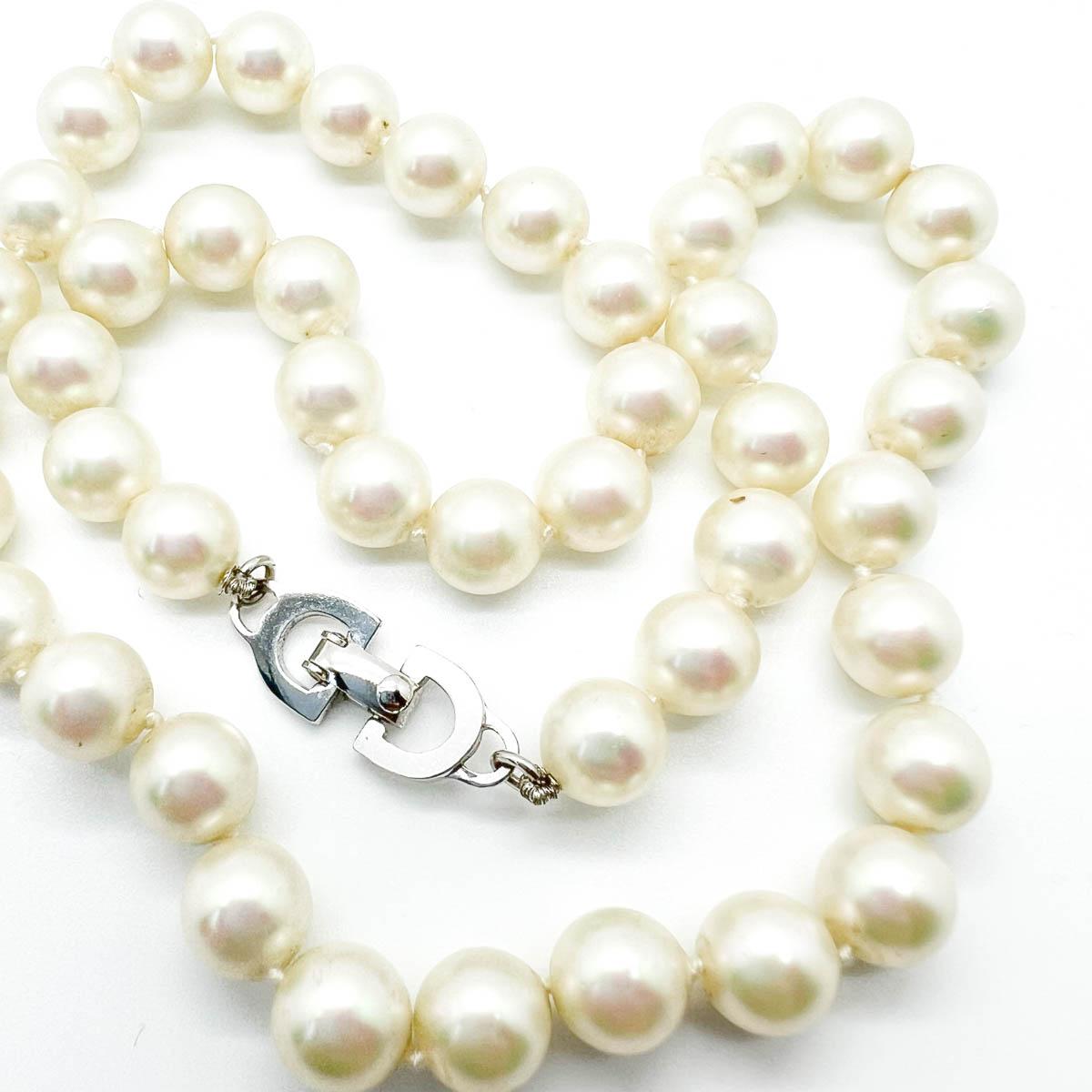 Women's Vintage Christian Dior Pearl Rope Necklace 1980s For Sale