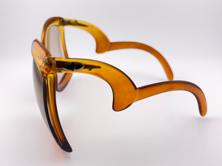 Dior Amber Tortoiseshell Oversized Sunglasses with Brown Gradient Lenses Christian Dior 2393 12 Vintage 80s Sunglasses – Ed & Sarna  main image 4