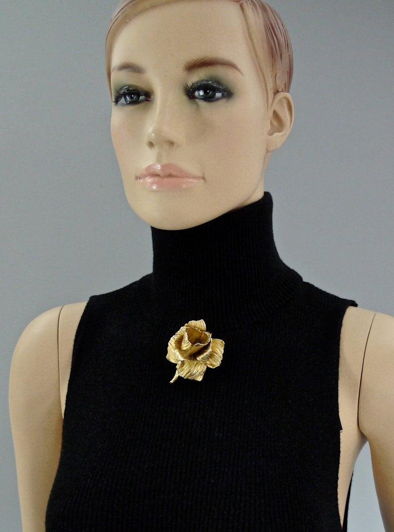 Vintage CHRISTIAN DIOR Rose Textured 3 Dimensional Brooch 1