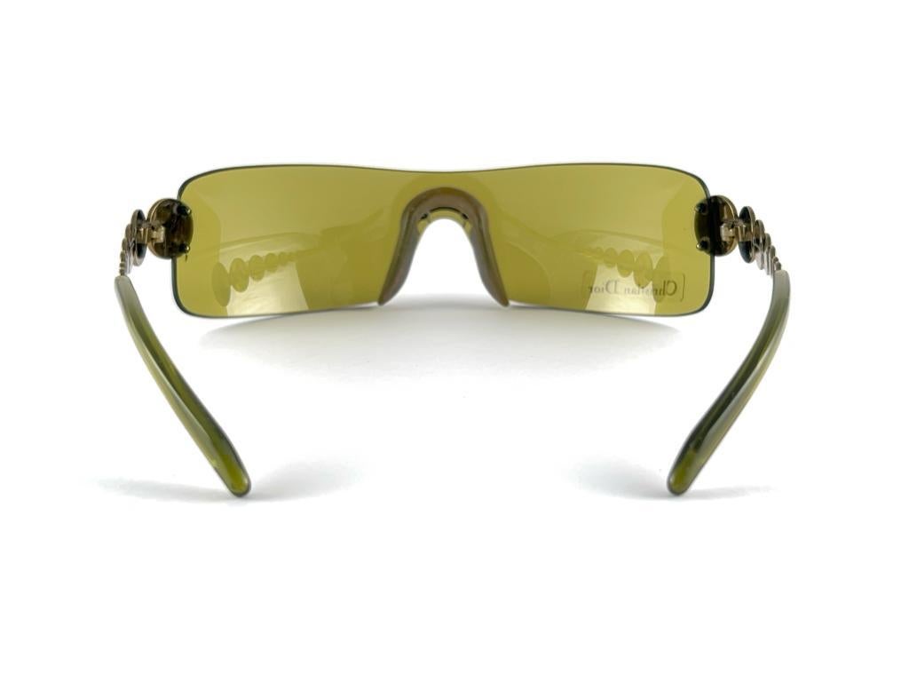 Vintage Christian Dior Ruthenium Green Gold Bubble Wrap Sunglasses Fall 2000 Y2K For Sale 6