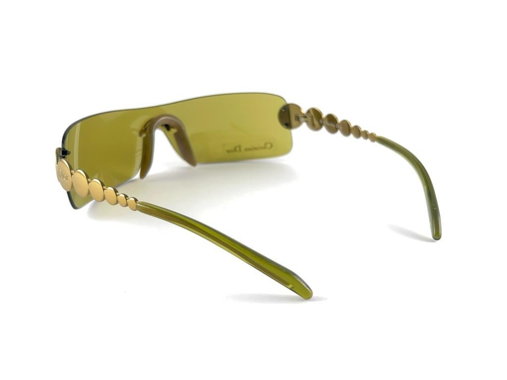 Vintage Christian Dior Ruthenium Green Gold Bubble Wrap Sunglasses Fall 2000 Y2K For Sale 7