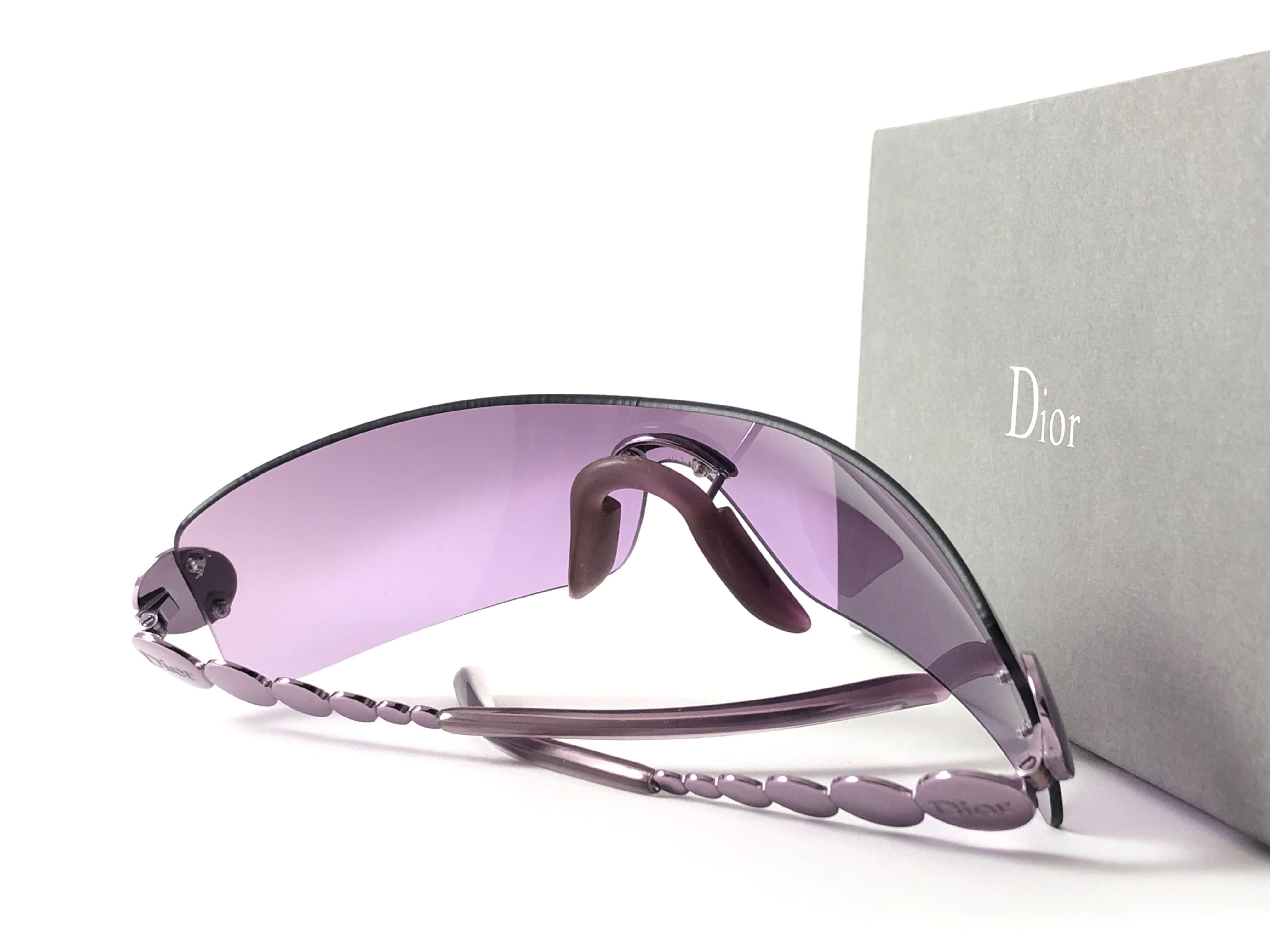 Vintage Christian Dior Ruthenium Purple Bubble Wrap Sunglasses Fall 2000 Y2K 3