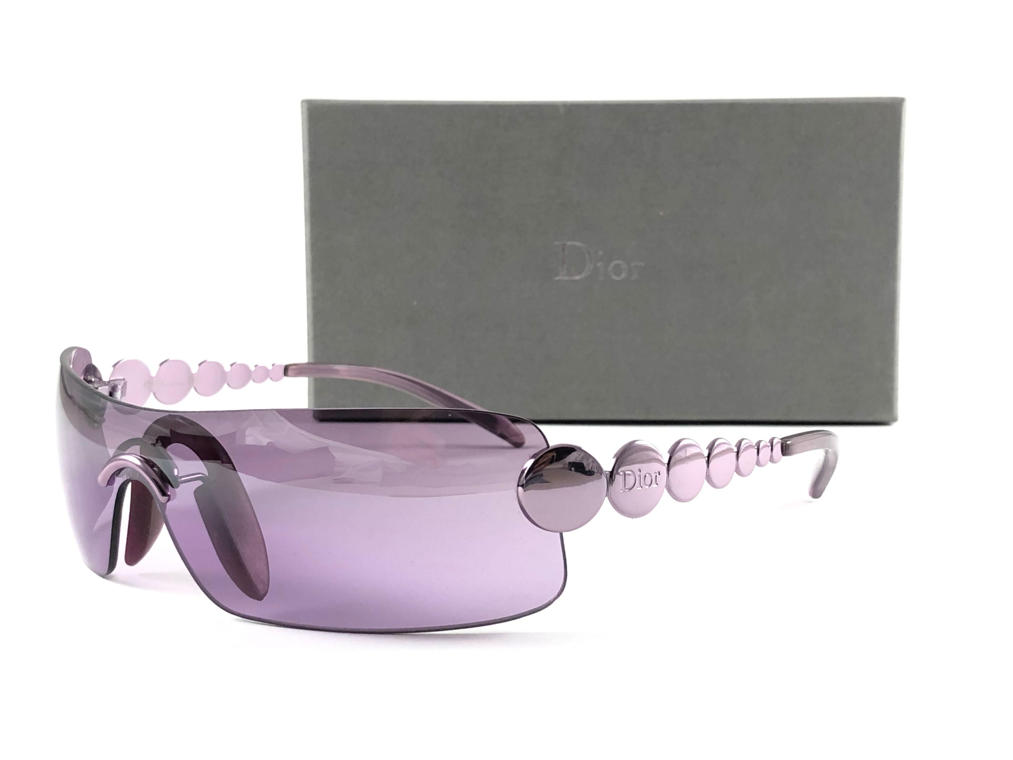 Gray Vintage Christian Dior Ruthenium Purple Bubble Wrap Sunglasses Fall 2000 Y2K