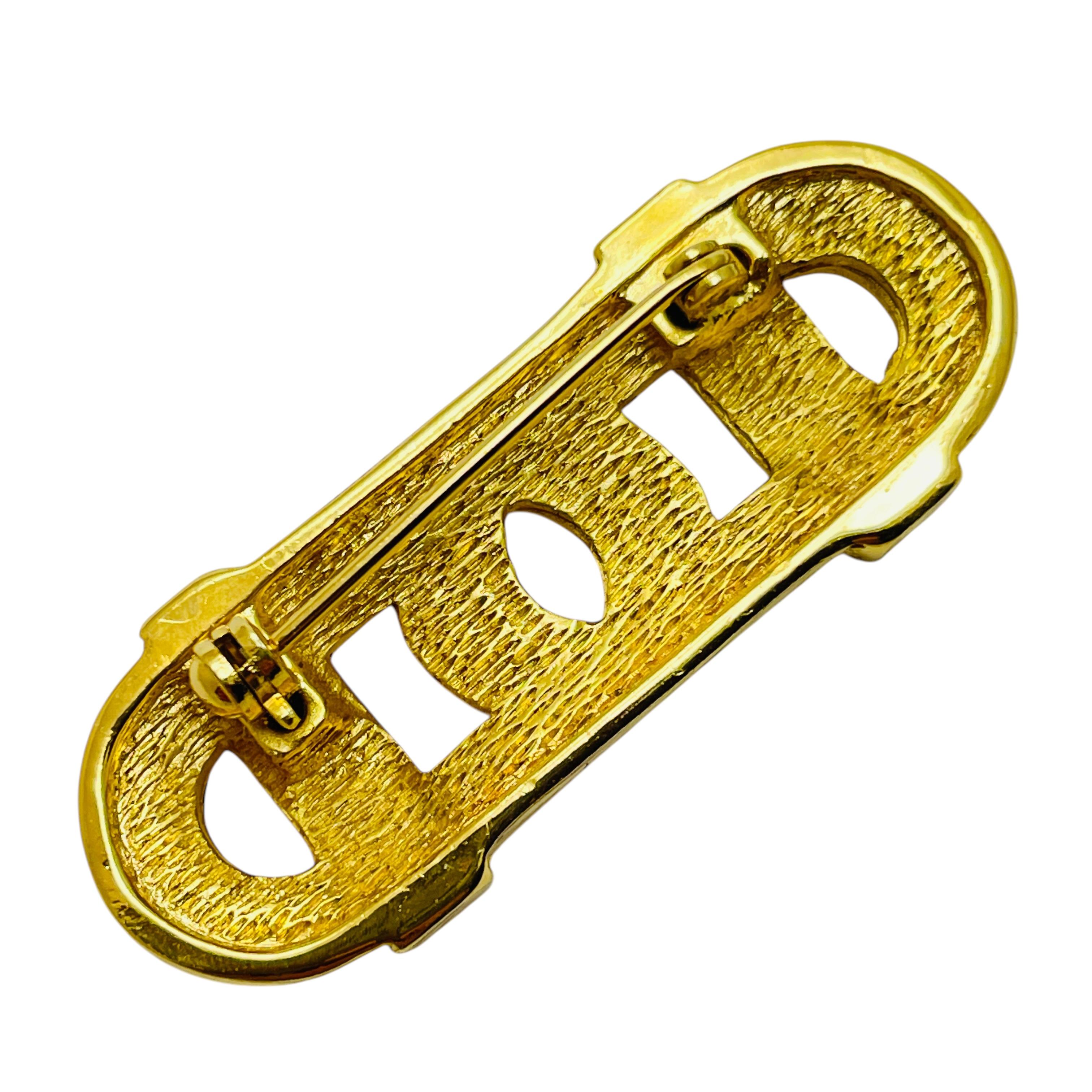Designer-Laufsteg-Brosche, signiert CHRISTIAN DIOR, vergoldete Emaille-Kristalle, Vintage im Zustand „Gut“ im Angebot in Palos Hills, IL