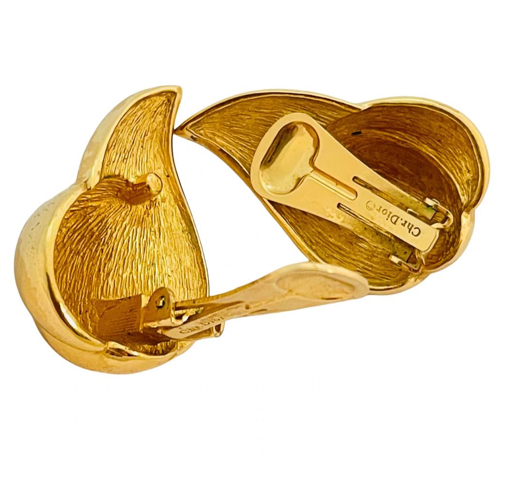 Women's Vintage CHRISTIAN DIOR signed gold rhinestone designer runway clip on earrings For Sale