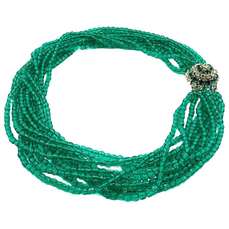 vintage green glass bead necklace