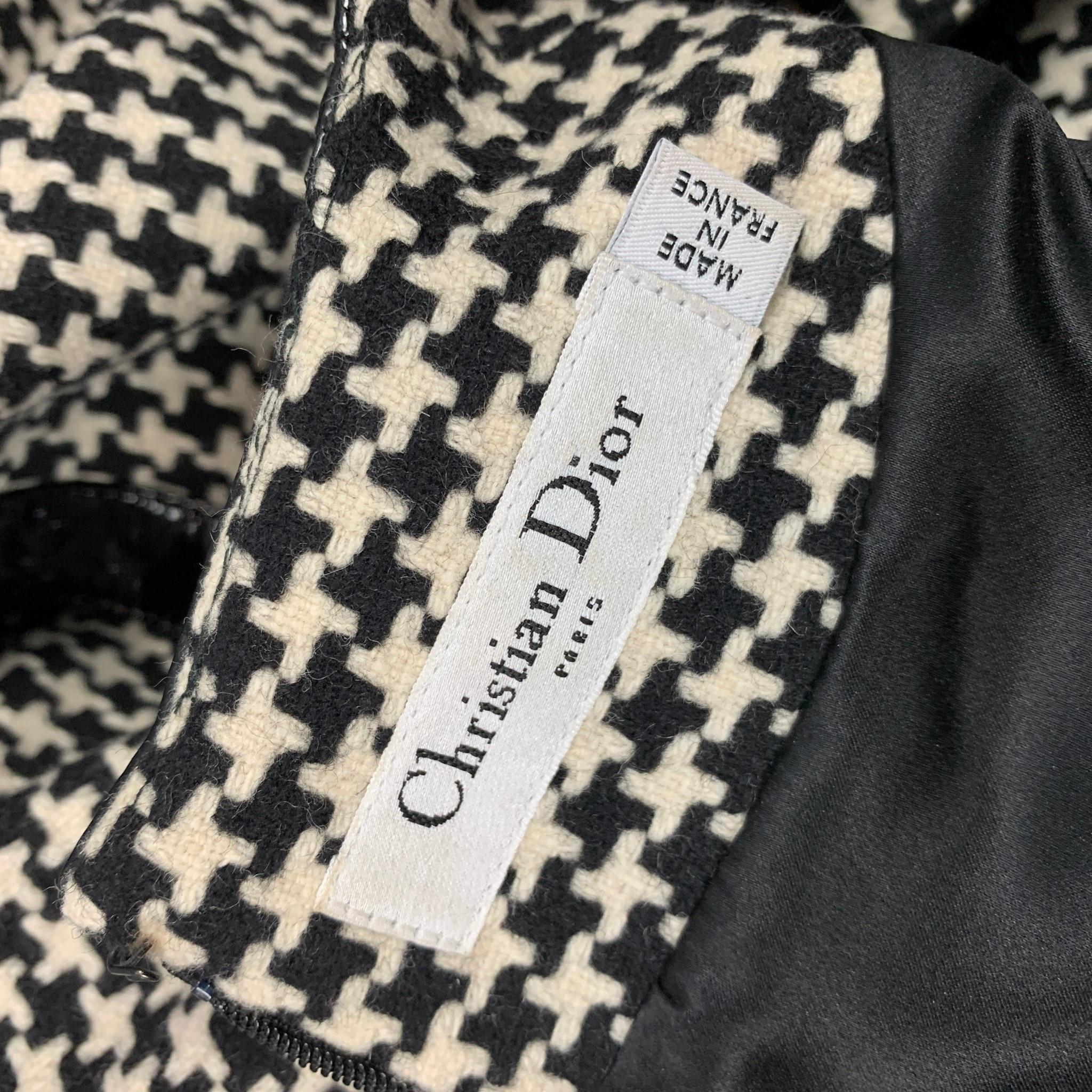 Vintage CHRISTIAN DIOR Size 4 Black & Cream Houndstooth Wool / Polyester  Dress In Good Condition In San Francisco, CA